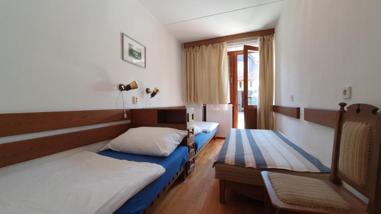 Harmónia Apartmanház Balatonlelle Exterior foto