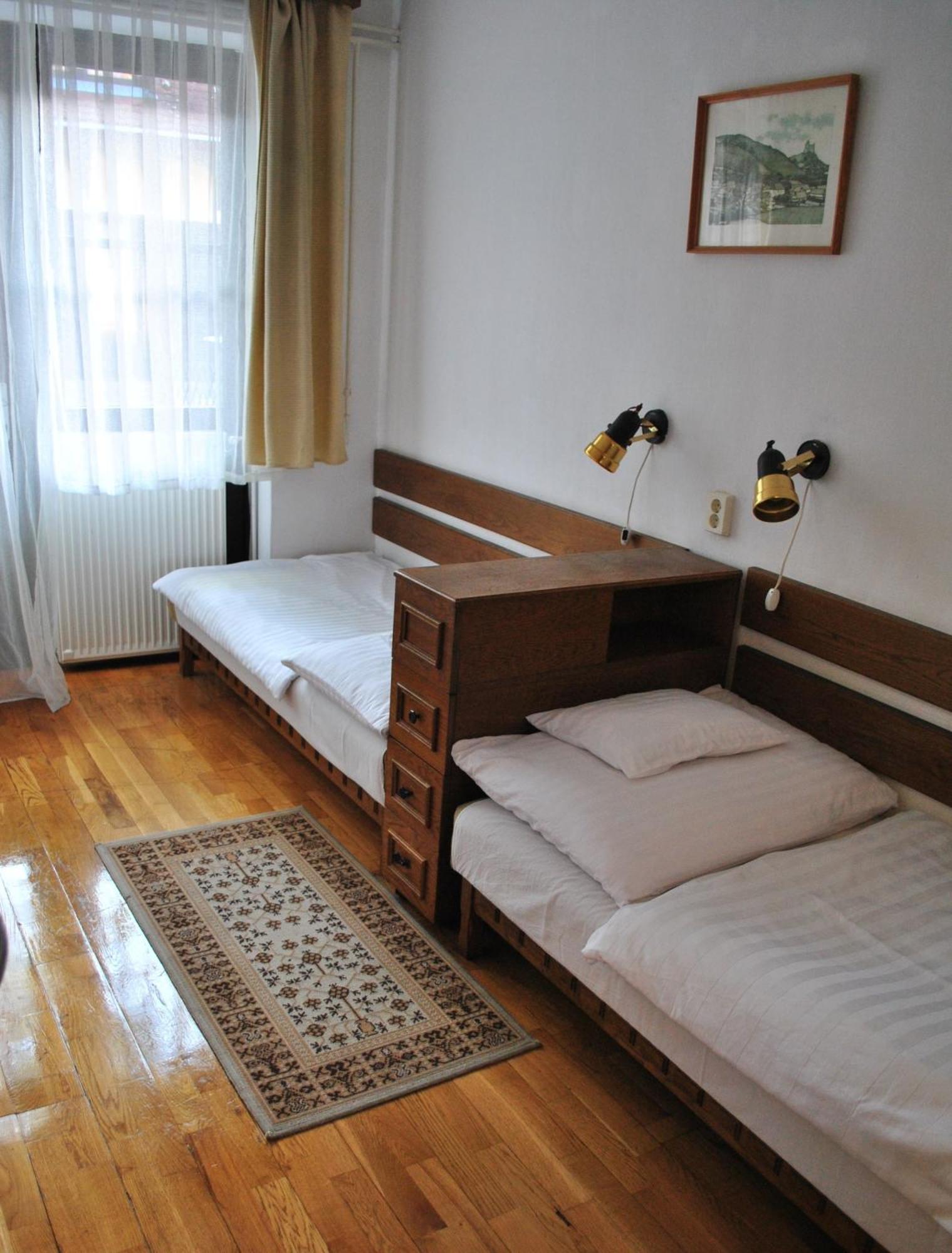 Harmónia Apartmanház Balatonlelle Quarto foto